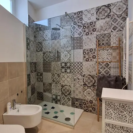 Wh - Via Massa Apartmán *